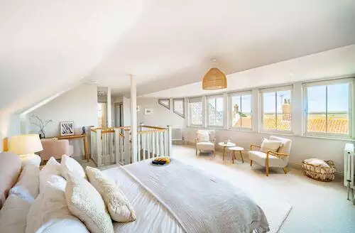 3 bedroom White Horses in Blakeney