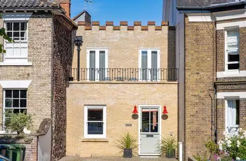2 bedroom Castle House (4) in Norfolk
