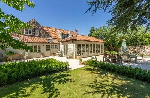 4 bedroom The Little House in Norfolk