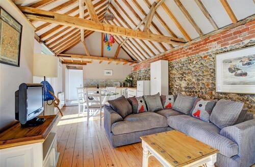 2 bedroom 2 Bed Cottage In Roughton in Norfolk