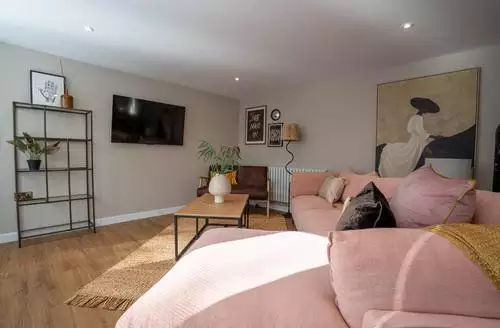 Coral Cottage