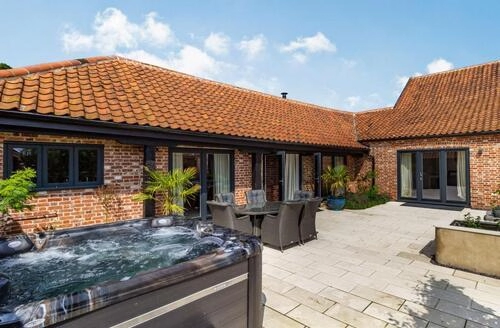 3 bedroom 3 Bed Cottage In Lowestoft in Suffolk