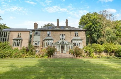4 bedroom Gadley House East Wing in Derbyshire