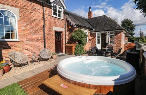 3 bedroom Orchard Cottage in Derbyshire