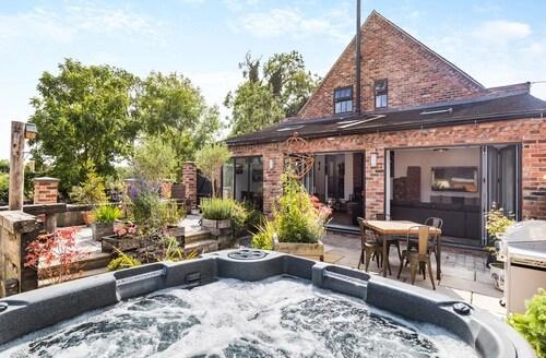 5 bedroom The Barn in Derbyshire
