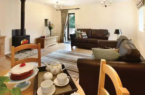 3 bedroom Damson Cottage in Peak District