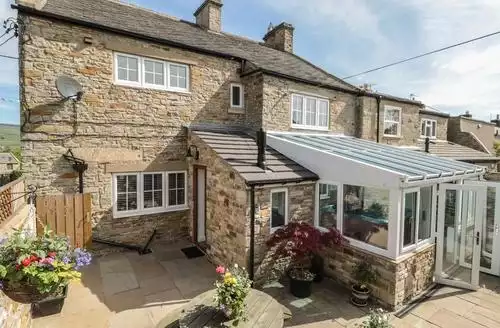 5 bedroom Belgrave House in County Durham
