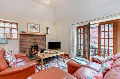 2 Bed Cottage In Morpeth