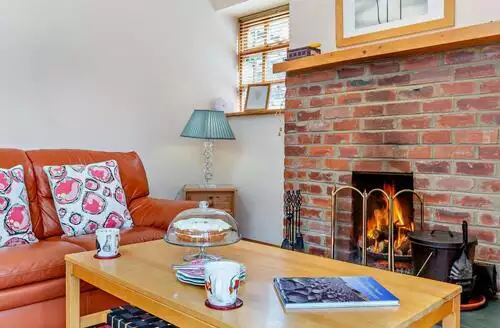 2 Bed Cottage In Morpeth
