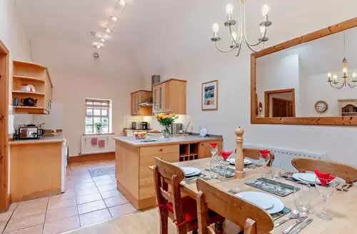 2 Bed Cottage In Morpeth