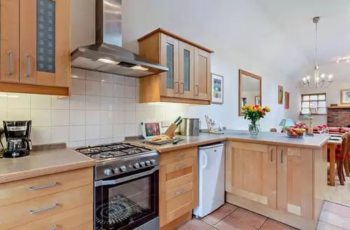 2 Bed Cottage In Morpeth