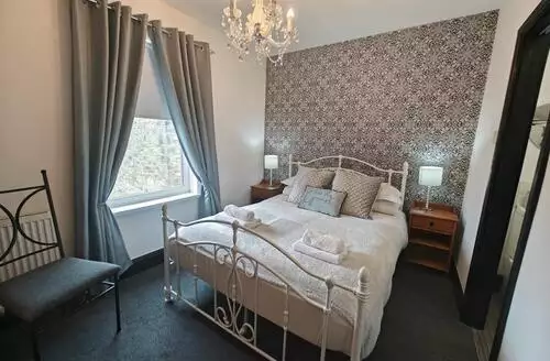 3 Bed Cottage In Morpeth
