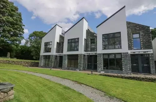 2 bedroom 12 Blue Hill Park in Ambleside