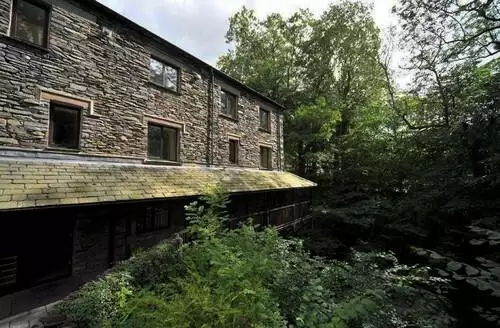 2 bedroom River Falls View in Ambleside