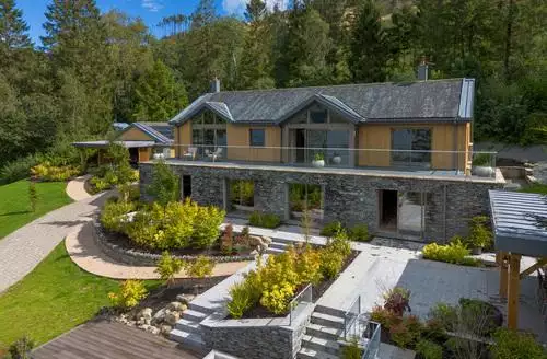 4 bedroom Deer Close in Lake District