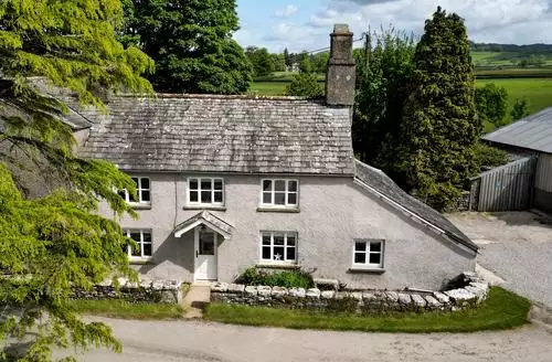 3 bedroom Longlands Farm Cottage in Lake District