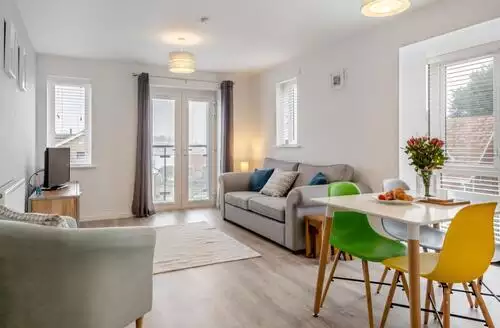 2 bedroom 2 Bed Apartment In East Cowes in Isle Of Wight