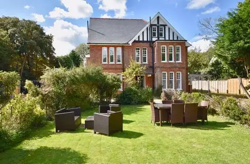 2 bedroom 4 The Nab House in Isle Of Wight
