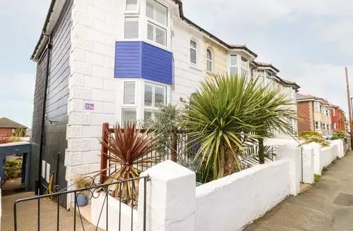 2 bedroom White Haven in Isle Of Wight