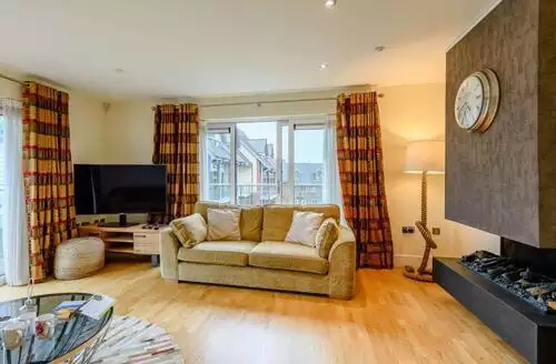 4 bedroom 4 Bed Cottage In Newport in Isle Of Wight