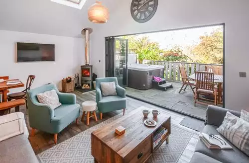 3 bedroom Red Squirrel Cottage in Isle Of Wight