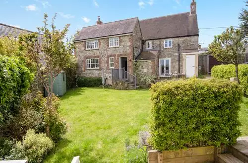 4 bedroom Sandstones in Isle Of Wight
