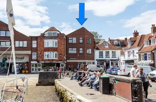 3 bedroom 8 Admirals Court in New Forest