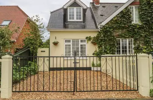 2 bedroom Beau Annexe in New Forest