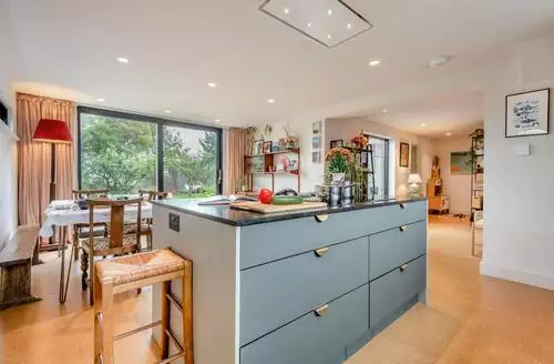 3 bedroom 3 Bed Cottage In Milford On Sea in New Forest