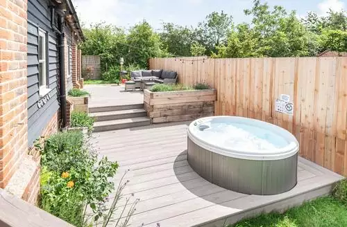 2 bedroom Silhouette's Stable   Uk34102 in Sussex