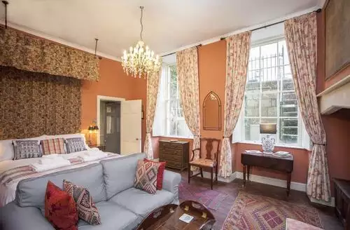 1 bedroom 1 Bed Apartment In Bath in Bath