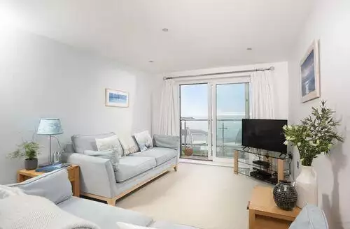 2 bedroom 18 The Sands in Cornwall