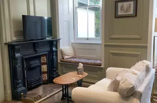 1 bedroom Garden Apartment in Cornwall