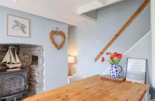 2 Cliff Cottages