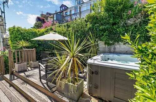 4 Bed Cottage In Fowey