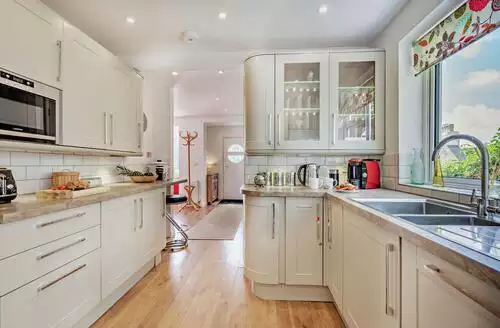 4 Bed Cottage In Fowey