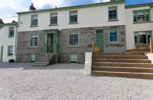 4 Bed Cottage In Newlyn