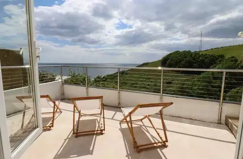 4 bedroom Ocean View beach and hot tub in Cornwall
