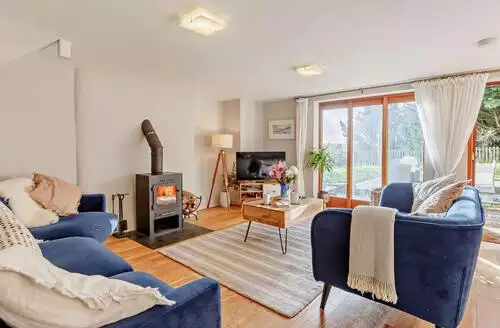 3 bedroom 3 Bed Cottage In Polbathic in Cornwall