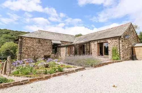 4 bedroom Birchenhayes in Cornwall