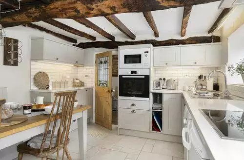 Corner Cottage