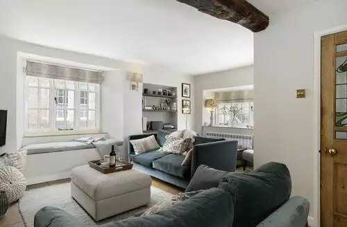 Corner Cottage