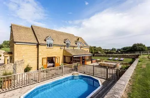 6 bedroom 6 Bed Cottage In Chipping Campden in Cotswolds