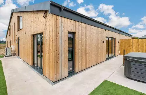 3 bedroom Bears Court Barn 2 in Cotswolds
