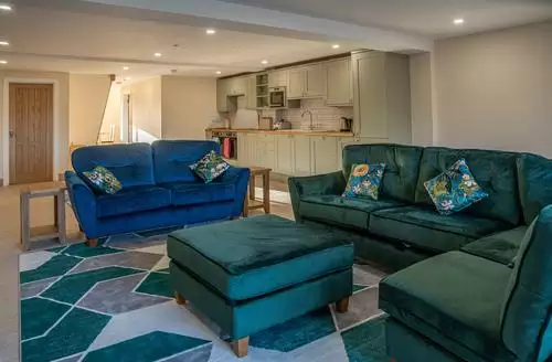 4 bedroom Bears Court Barn 5 in Cotswolds