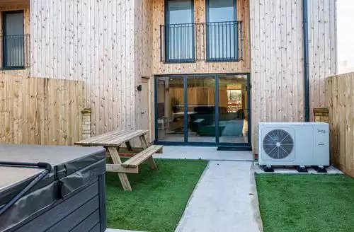 3 bedroom Bears Court Barn 8 in Cotswolds