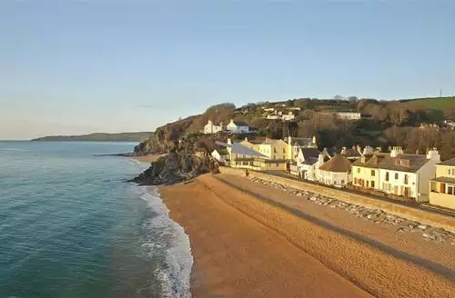 2 bedroom 8 @ The Beach in Devon