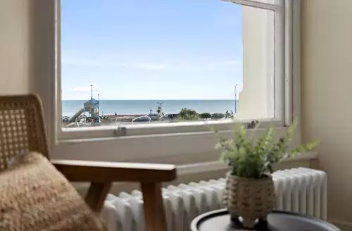 2 bedroom Sea Breeze in Devon