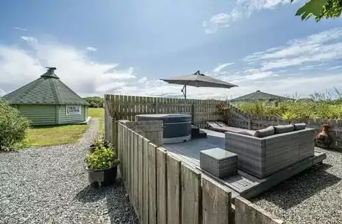 1 bedroom 1 Bed Cottage In Hartland beach and hot tub in Devon