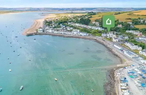 7 bedroom 7 Bed Cottage In Bideford beach and hot tub in Devon